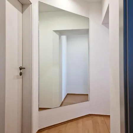 Ferien-monteurwohnung * שקאודיטז